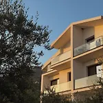 19 Hotel 3*