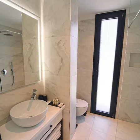 Otel 19