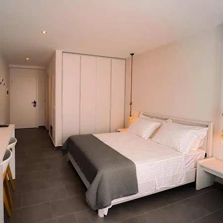 19 Otel