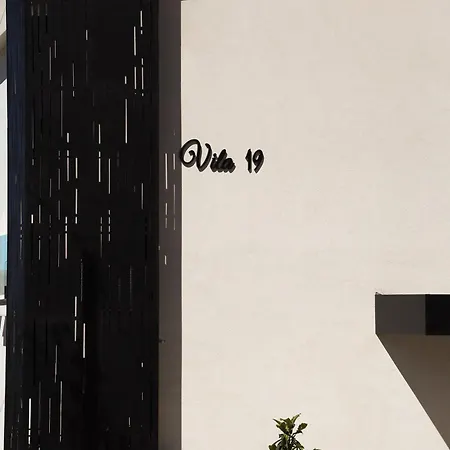 19 Dhërmi
