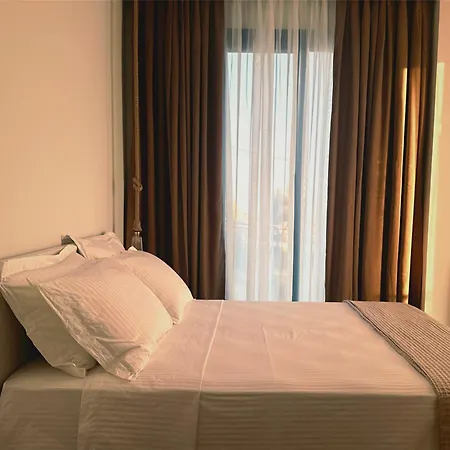 19 Hotel