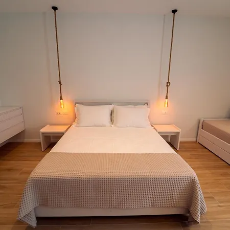 Hotel 19 3*